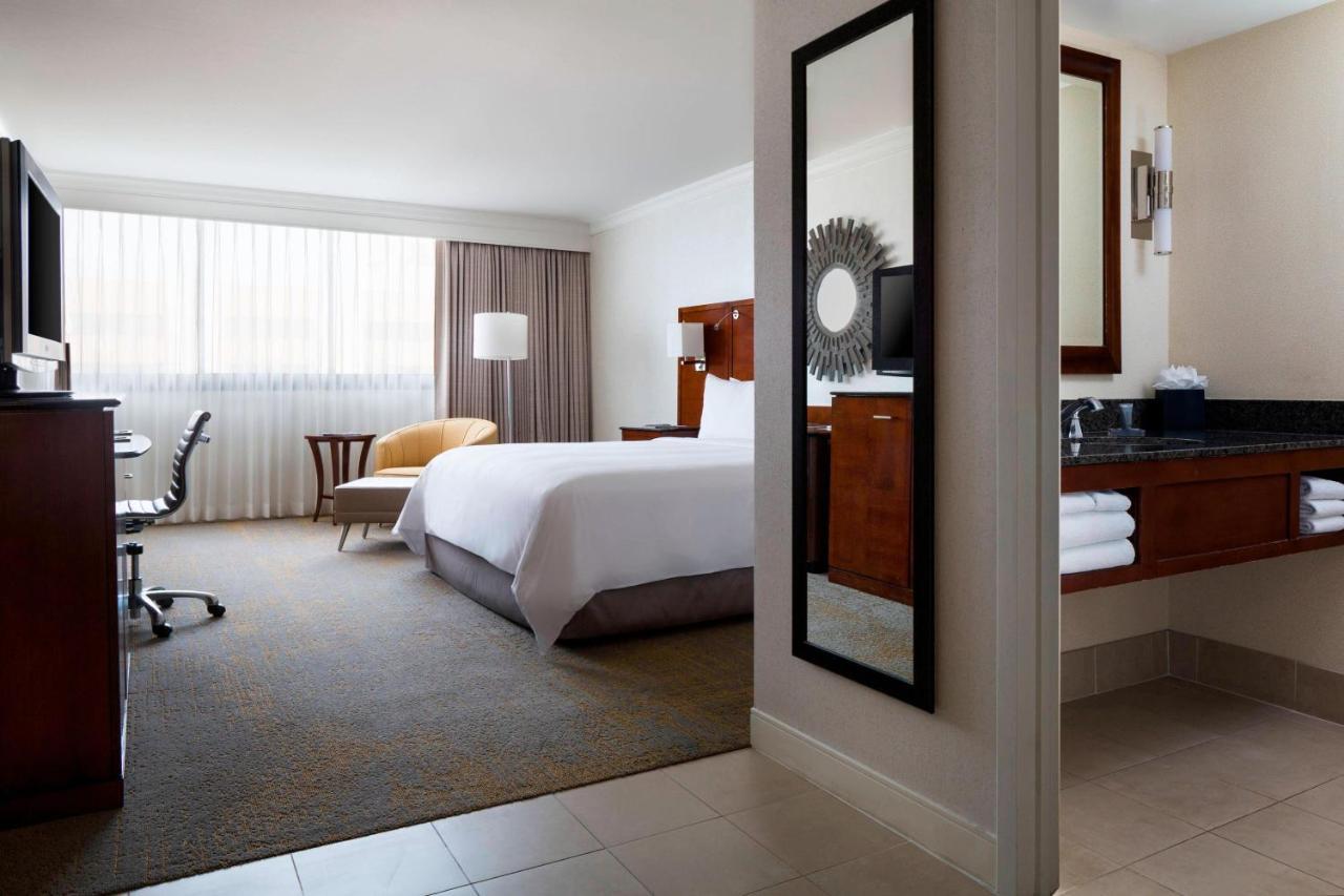 Los Angeles Marriott Burbank Airport Dış mekan fotoğraf