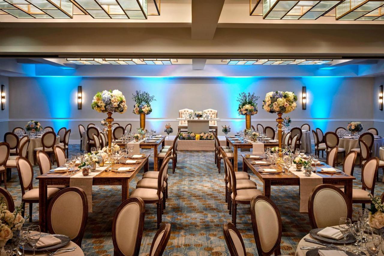 Los Angeles Marriott Burbank Airport Dış mekan fotoğraf